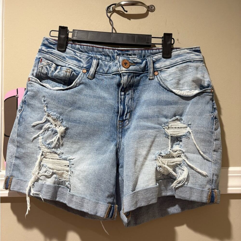 Edge Faded‎ Blue Ripped Jean Shorts